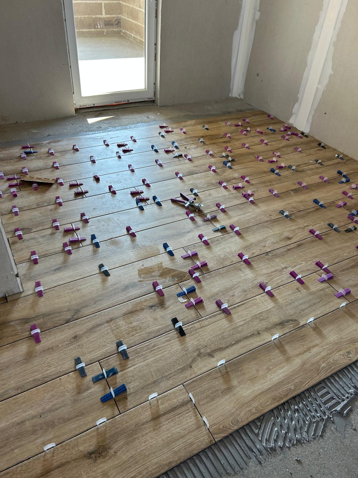Carrelage imitation parquet à Marly